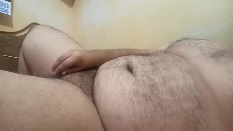 Snapshot of gus_men11 chatting on February 23, 2025, 12:30 am gus_men11 online show from February 23, 2025, 12:30 am