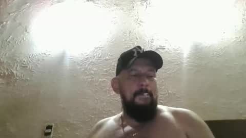 gustavo1350 online show from February 14, 2026, 1:46 am