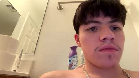 gustavog79 online show from October 5, 2025, 10:02 am