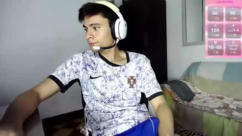 Snapshot of guts1_ chatting on October 15, 2025, 2:39 pm Guts online show from October 15, 2025, 2:39 pm