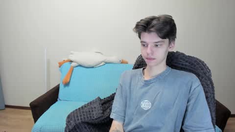 guy_liam1 online show from October 27, 2025, 4:33 pm