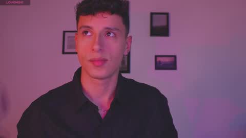 Snapshot of guy_twinks chatting on February 24, 2026, 5:05 am Gabriel online show from February 24, 2026, 5:05 am