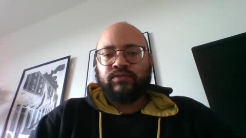 Snapshot of guy_wood15 chatting on February 6, 2025, 11:10 am guy_wood15 online show from February 6, 2025, 11:10 am