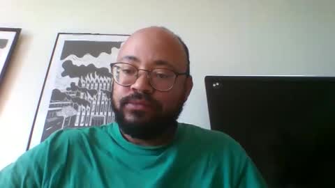 Snapshot of guy_wood15 chatting on September 26, 2025, 9:46 am guy_wood15 online show from September 26, 2025, 9:46 am