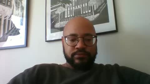 Snapshot of guy_wood15 chatting on October 2, 2025, 11:06 am guy_wood15 online show from October 2, 2025, 11:06 am