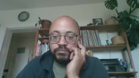 Snapshot of guy_wood15 chatting on October 22, 2025, 7:41 am guy_wood15 online show from October 22, 2025, 7:41 am