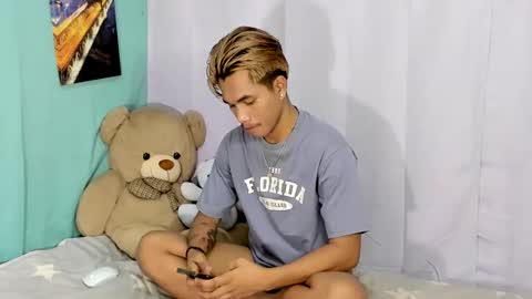 Snapshot of gwapoako100 chatting on December 10, 2024, 7:05 am Pitz Sonido Herndon online show from December 10, 2024, 7:05 am