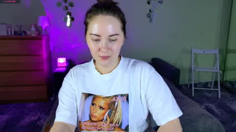 Snapshot of gwen_lady chatting on February 20, 2025, 7:08 pm Sweety Kitty online show from February 20, 2025, 7:08 pm