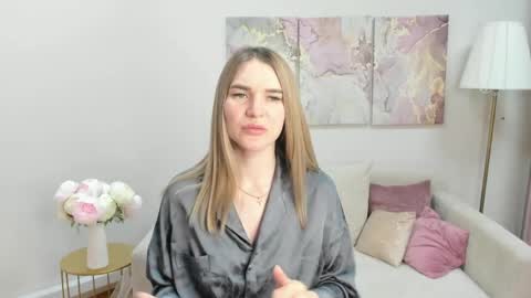 gwensmitt online show from May 28, 2026, 11:13 pm