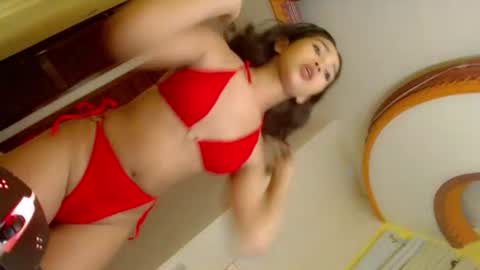 gwyneth_licious online show from July 8, 2026, 1:04 pm