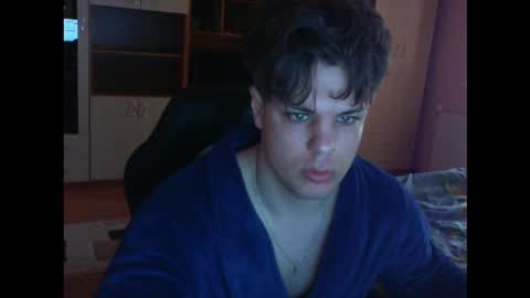 gymguy0505 online show from March 16, 2026, 10:19 am