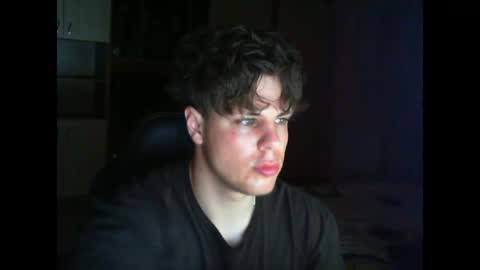 gymguy0505 online show from April 26, 2026, 9:23 pm