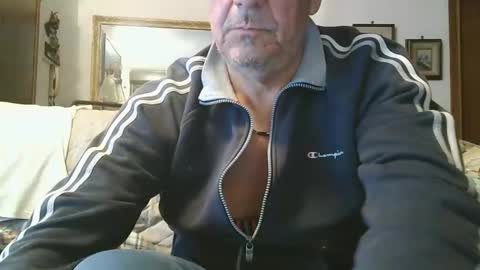 gyrdy online show from February 9, 2025, 5:22 pm