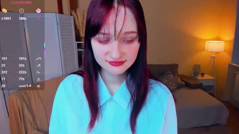 Kelly  Lilly online show from March 18, 2026, 7:06 pm