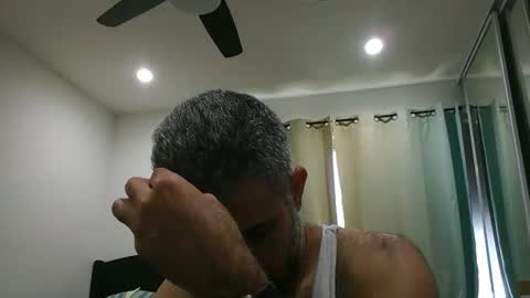 Snapshot of h0nest84 chatting on April 18, 2026, 4:55 pm h0nest84 online show from April 18, 2026, 4:55 pm