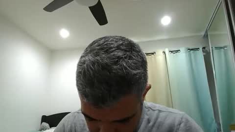 Snapshot of h0nest84 chatting on April 19, 2026, 5:12 pm h0nest84 online show from April 19, 2026, 5:12 pm