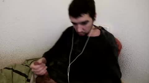 Snapshot of h1dden_reality chatting on February 19, 2025, 2:33 am h1dden_reality online show from February 19, 2025, 2:33 am