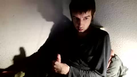 Snapshot of h1dden_reality chatting on January 13, 2026, 6:35 pm h1dden_reality online show from January 13, 2026, 6:35 pm