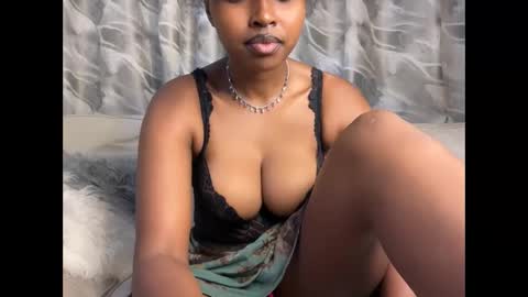 h_o_t_goddess online show from May 9, 2026, 4:39 am