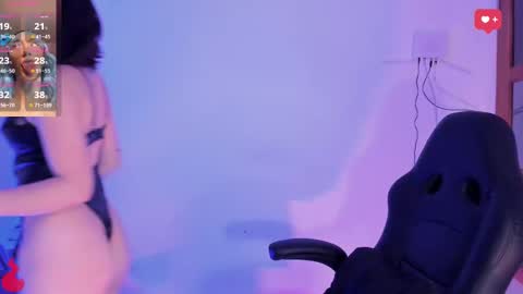 haanna_thompsoon online show from December 14, 2024, 4:23 am