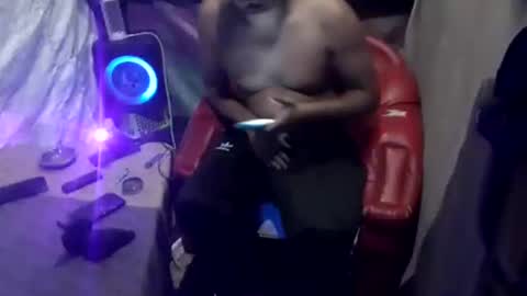 hackerbtc11 online show from October 9, 2025, 2:42 am