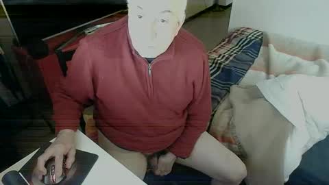 hacknoob62 online show from January 1, 2025, 11:05 am