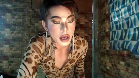 Snapshot of hadasam26 chatting on December 18, 2025, 7:58 am SAM online show from December 18, 2025, 7:58 am