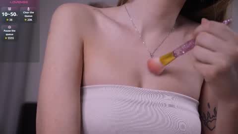 Hi Im Rebecca Glad to see you in my room  PVT is open online show from February 12, 2026, 1:11 am