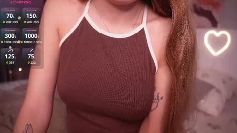Hi Im Rebecca Glad to see you in my room  PVT is open online show from June 16, 2026, 1:19 am