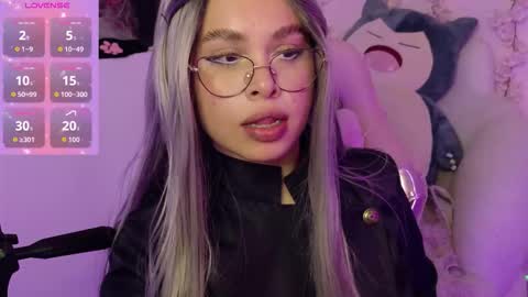 Haely online show from March 27, 2026, 4:40 am