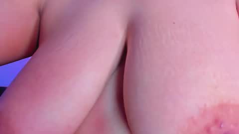 Snapshot of haiiry_girl18 chatting on February 28, 2025, 1:14 pm Stacy  online show from February 28, 2025, 1:14 pm