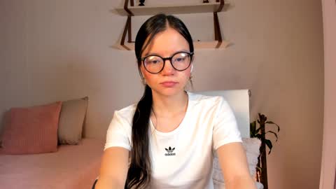 Hailey online show from January 25, 2025, 12:17 am