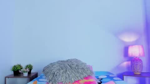 hailey_hadid online show from October 2, 2025, 11:34 pm