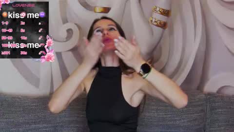 HaileyPeach online show from March 2, 2026, 6:04 pm