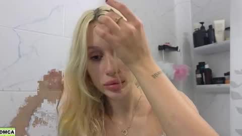 hailey_would online show from October 21, 2025, 10:10 pm