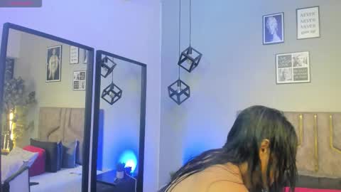 haileystonei online show from February 13, 2026, 11:39 am