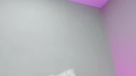 haileystonei online show from February 25, 2026, 9:19 am