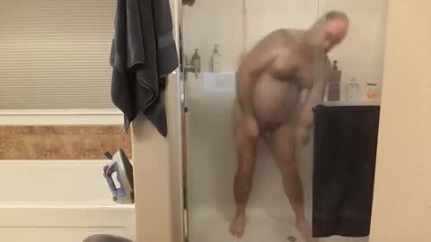 hairydaddreams online show from April 3, 2026, 1:09 pm