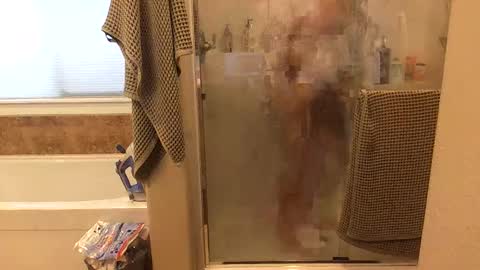 Snapshot of hairydaddreams chatting on May 18, 2026, 2:56 pm hairydaddreams online show from May 18, 2026, 2:56 pm