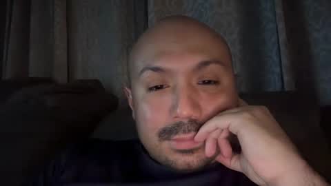 Snapshot of hairyman30000 chatting on February 28, 2025, 2:42 am hairyman30000 online show from February 28, 2025, 2:42 am