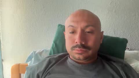 Snapshot of hairyman30000 chatting on June 1, 2026, 10:11 pm hairyman30000 online show from June 1, 2026, 10:11 pm