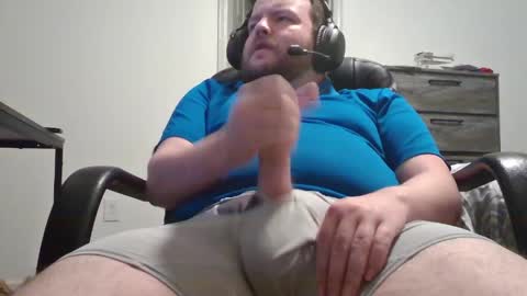 Snapshot of hairymikey chatting on April 22, 2026, 3:53 am hairymikey online show from April 22, 2026, 3:53 am
