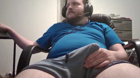 Snapshot of hairymikey chatting on April 24, 2026, 5:10 am hairymikey online show from April 24, 2026, 5:10 am