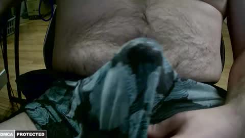 Snapshot of hairyuncut1705 chatting on February 2, 2026, 10:30 pm hairyuncut1705 online show from February 2, 2026, 10:30 pm