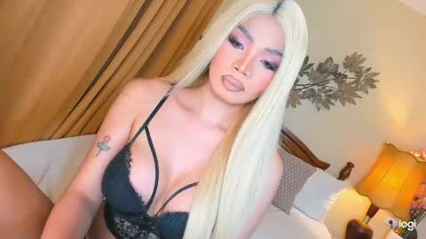 YOUR SIDECHIC HAILEY online show from May 22, 2026, 8:47 pm