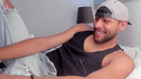 Independent       model  online show from March 28, 2026, 8:08 pm