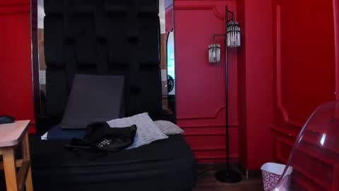 Halley Lorens online show from January 15, 2026, 7:13 am