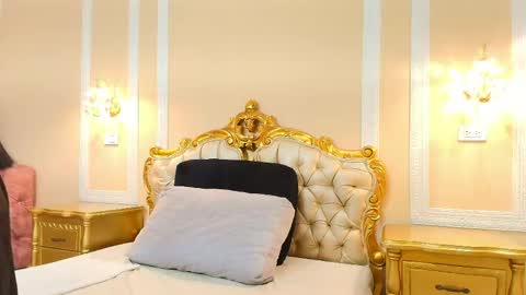 Hallie Stone online show from March 15, 2026, 12:33 pm