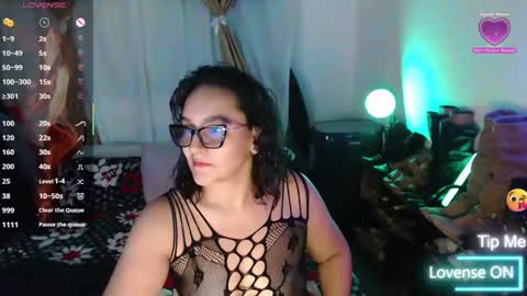 hammer9247 online show from November 12, 2025, 11:25 pm