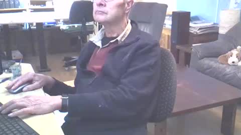 Snapshot of hamto65 chatting on December 2, 2024, 9:28 pm Prefer men 80 online show from December 2, 2024, 9:28 pm